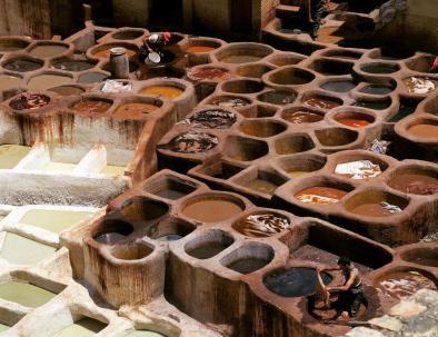 An attraction we will see during our trip of 5 days from the city of Fes to Marrakech is the tannery Chaouara