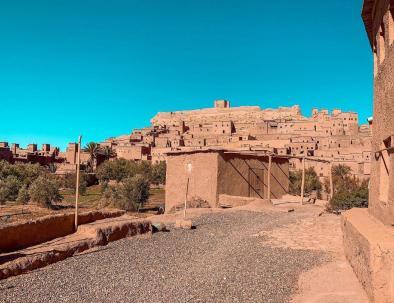 The kasbah of Ait Benhaddou, one of the sites that we will visit during our 2 days Fes to Marrakech desert tour